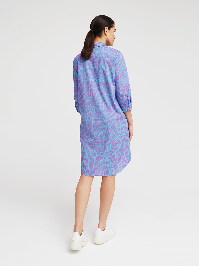 Hemdblusenkleid Gemma, Blau Art Print